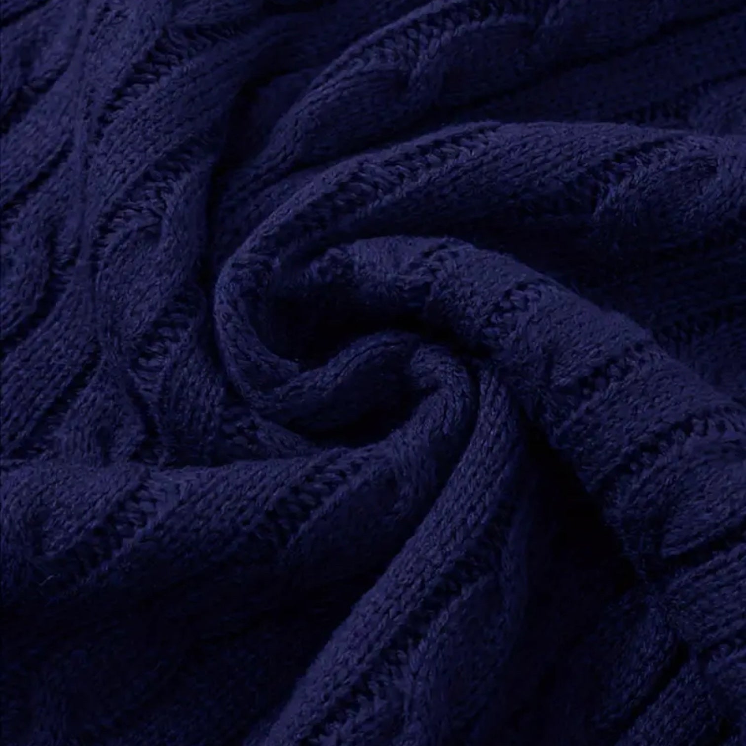 Men’s Cable-Knit Sweater – Classic Crew Neck Jumper