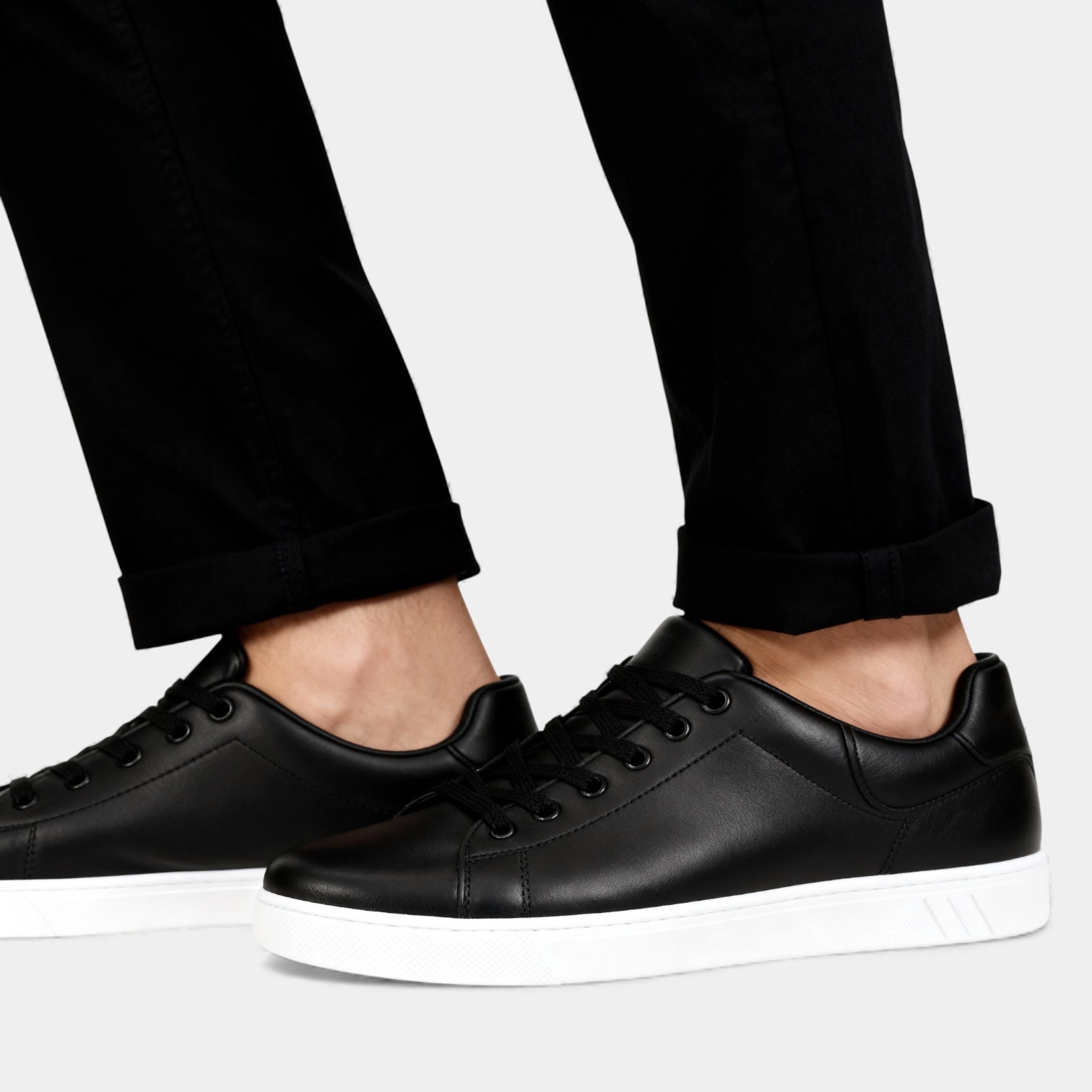 Men's Everyday Classic Business Sneakers